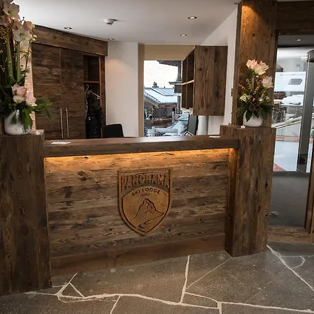 Ξενοδοχείο με διαμερίσματα Panorama Ζερμάτ