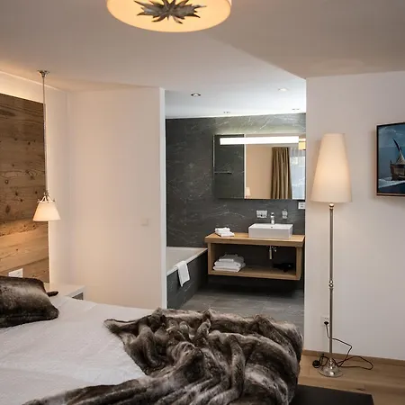 Ξενοδοχείο με διαμερίσματα Panorama 4*